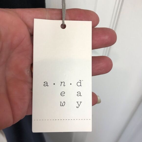 A New Day Black Pearl Sleeve Lightweight Sweater XS NWT - Picture 4 of 6